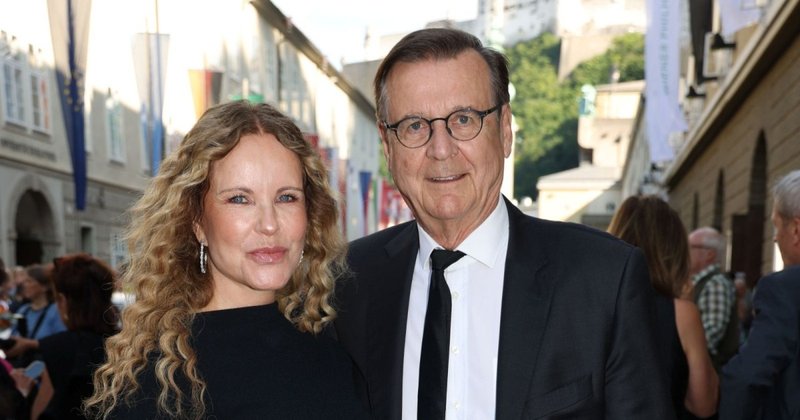 Nach 28 Jahren: Katja Burkard und Hans Mahr sind verheiratet