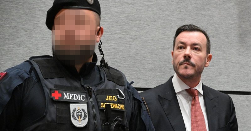 Bis zu zehn Jahre Haft: Benko Prozess gestartet