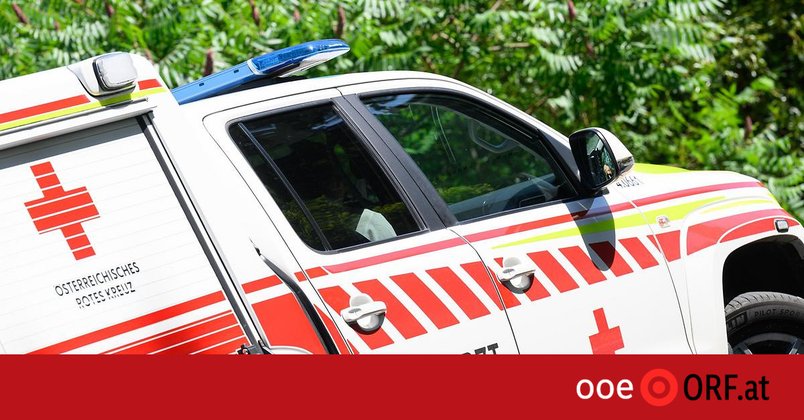 Motorradlenker kollidierte mit Traktor